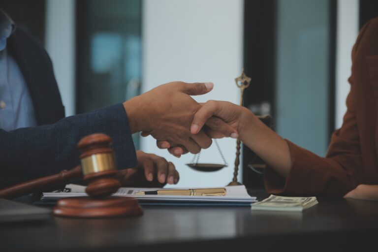 28 Questions To Ask Attorney About Settlement