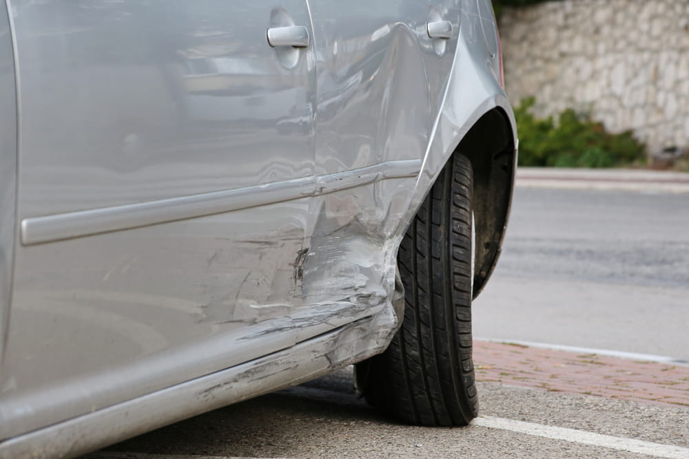 What Happens When You Hit A Curb At 30 MPH
